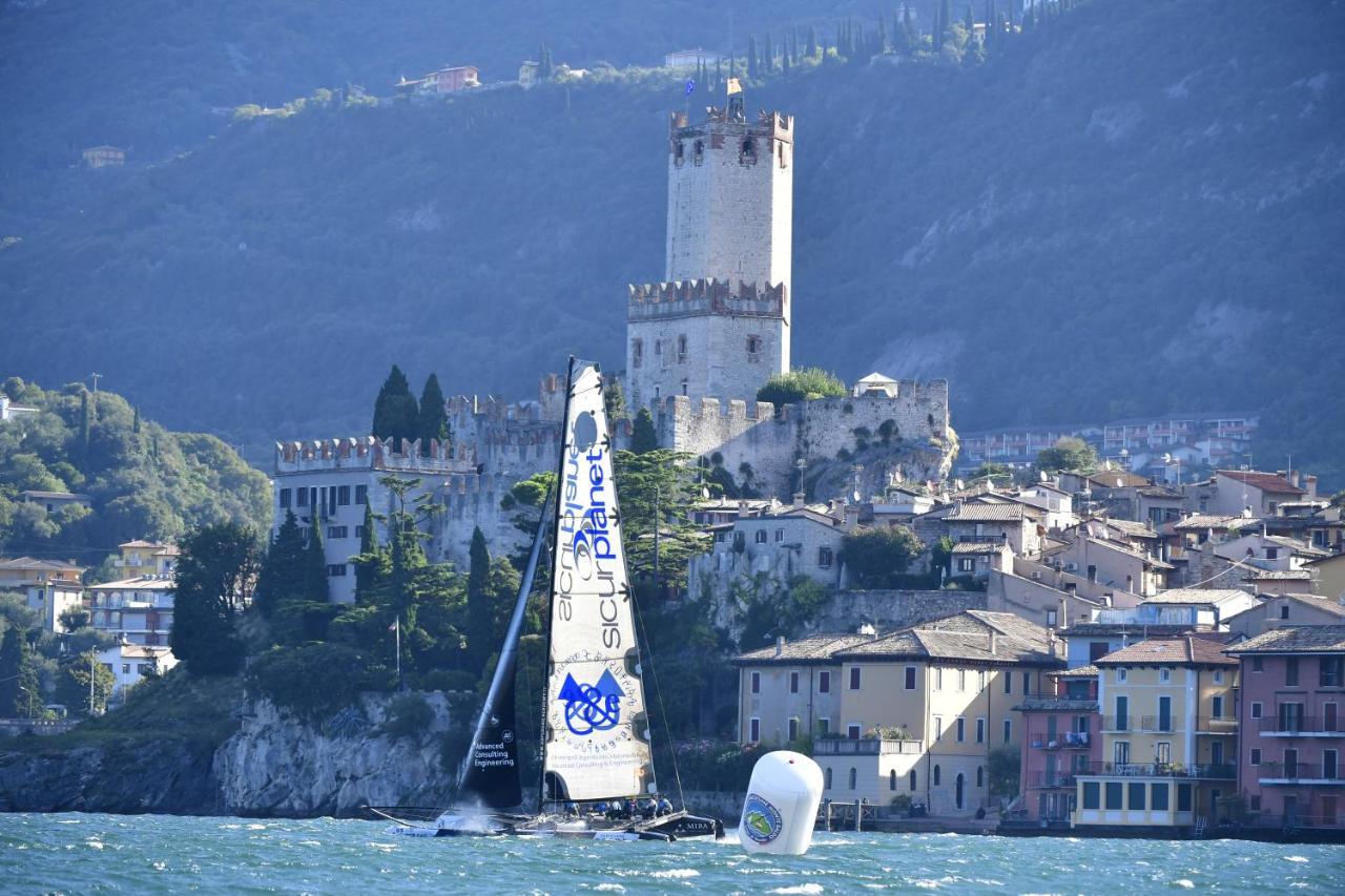 Wind Hotel Malcesine Exterior foto