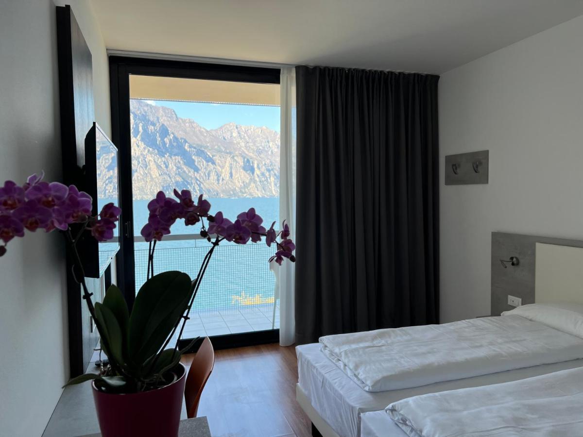 Wind Hotel Malcesine Exterior foto