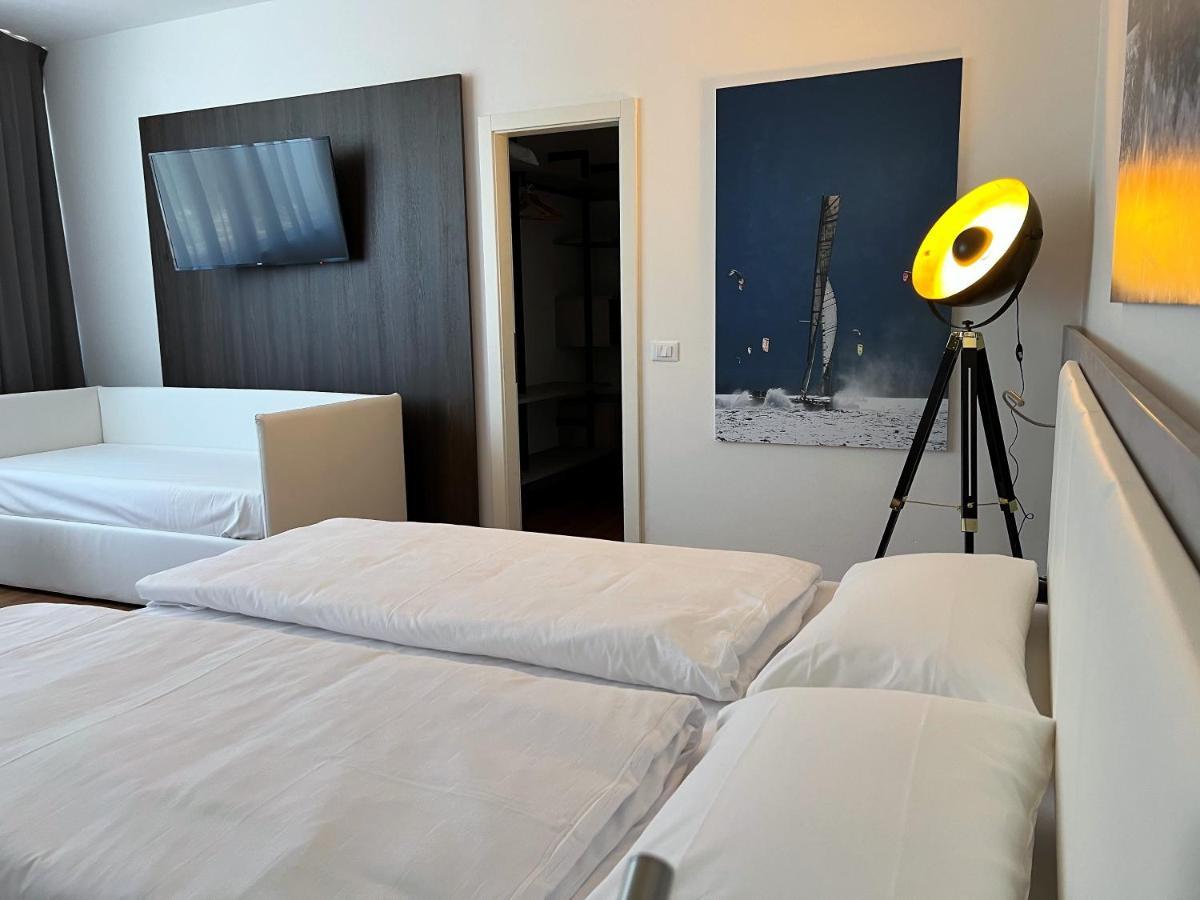 Wind Hotel Malcesine Exterior foto