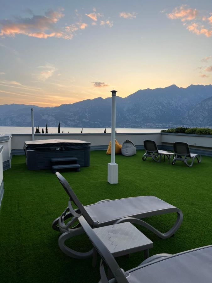 Wind Hotel Malcesine Exterior foto