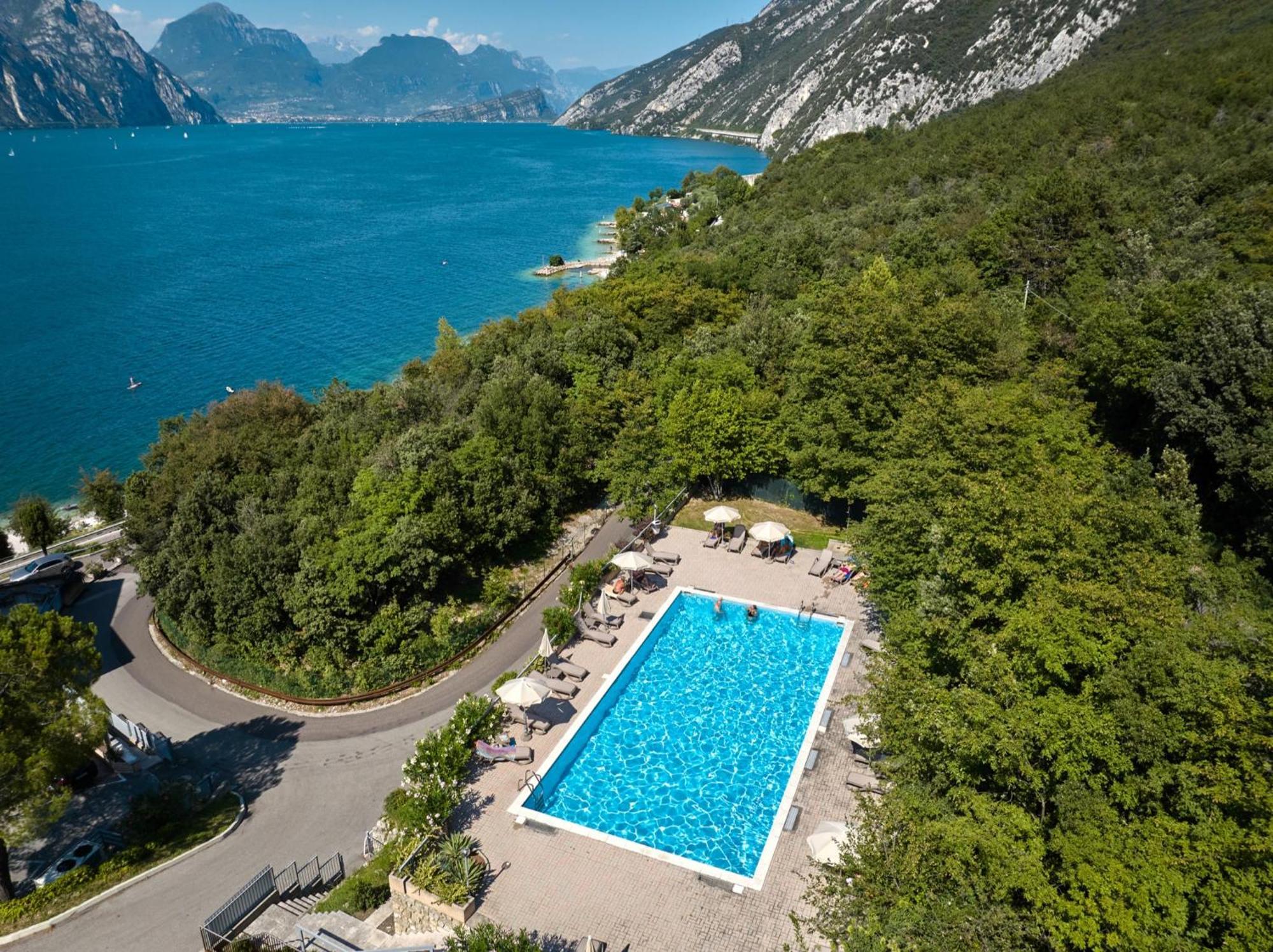 Wind Hotel Malcesine Exterior foto