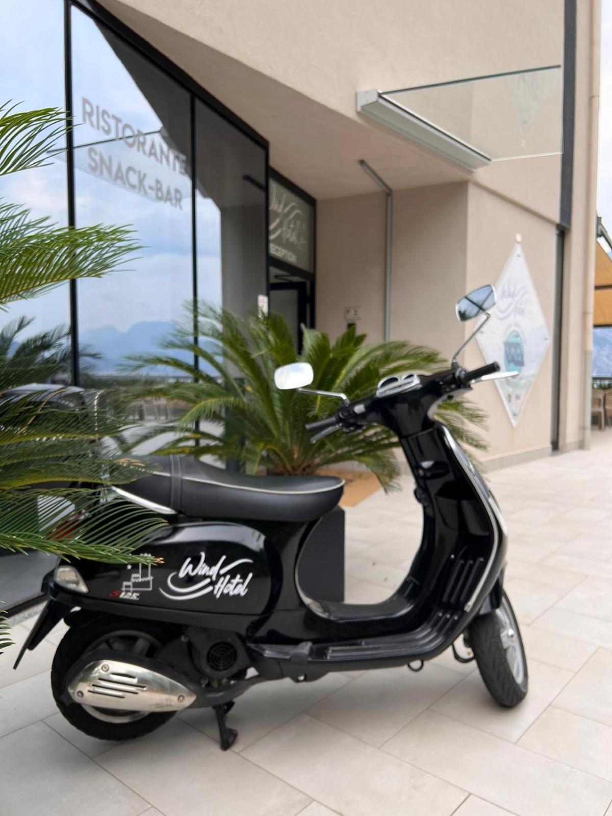 Wind Hotel Malcesine Exterior foto